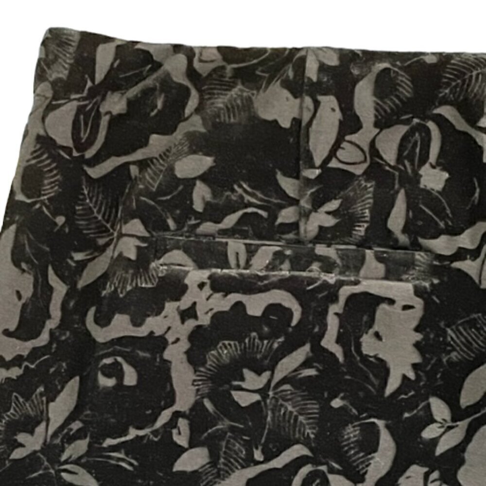 Alfani NWOT Women's Black Velvet Floral Flocked Pants Stretch Size 16 - Picture 8 of 9